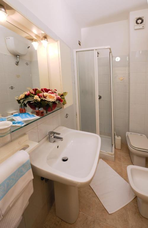 Hotel Amalfitana Pisa Cameră foto
